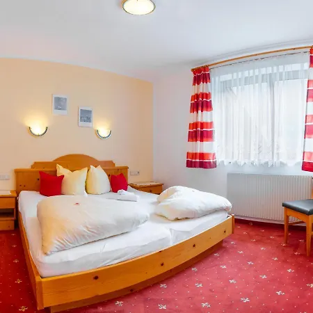 Alpenpension Elferblick ניוסטיפט אים סטובאיטל