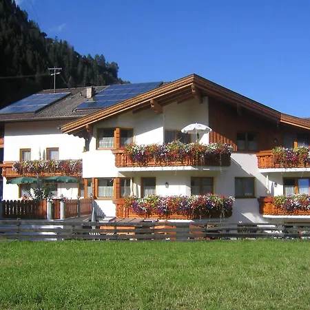 Alpenpension Elferblick- Zimmer- Appartements- Wellness